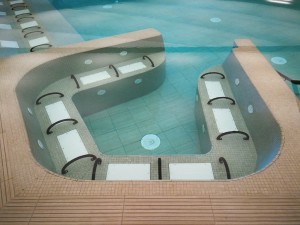 plastification revetement thermoplastique protection anti corrosion main courante piece inox 316L bassin eau de mer thalasso spa marin chatelaillon nouvelle aquitaine