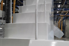 thermolaquage-polyurethane-nautisme-escalier-milieu-marin-mer-aluminium-inox-protection-corrosion-filiforme-charente-maritime-la-rochelle