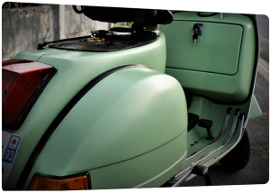 renovation vespa thermolaquage teinte vintage la rochelle charente-maritime