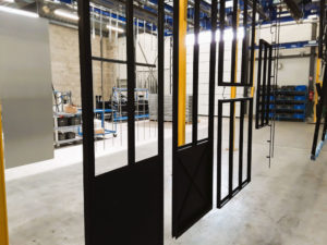 baie atelier chassis porte finition laquee qualicolor 17